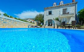 Villa Ida